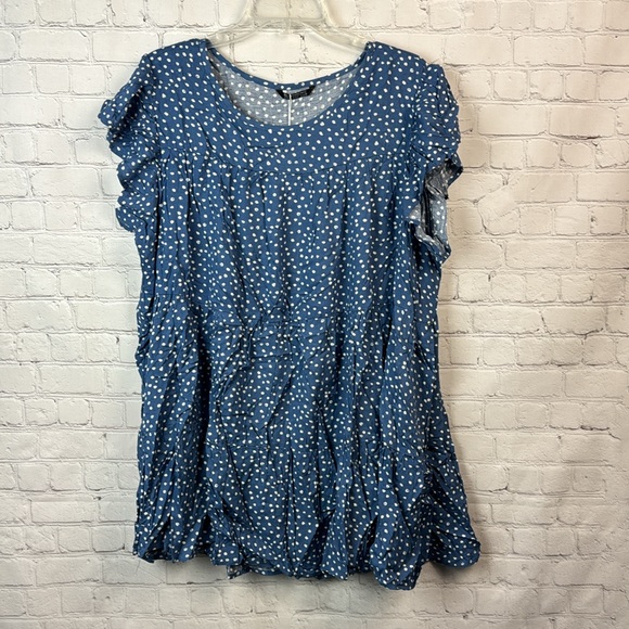 BloomChic Blue & White Ruffle Cap Sleeve Tiered Top Plus Size 2X - Picture 2 of 6